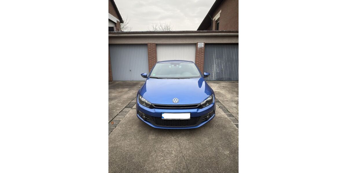 VW Scirocco 140.000 km 11.900 € Hilden 40724