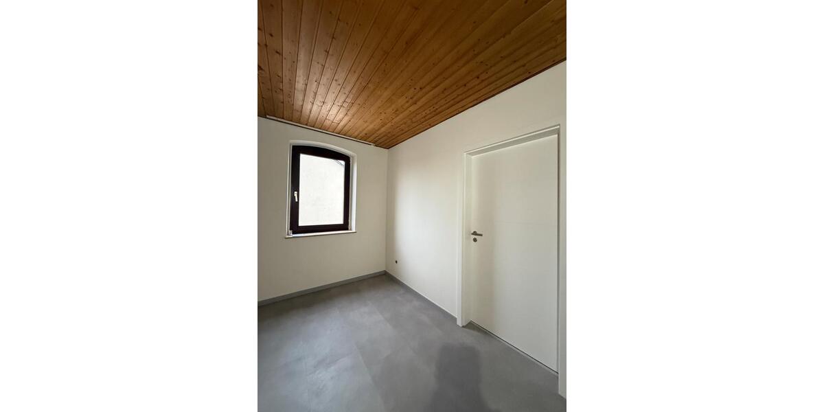 Etagenwohnung Leichlingen (Rheinland) - 3 Zimmer, 65 m&sup2;, 1.100&euro; | Angebot:26227618