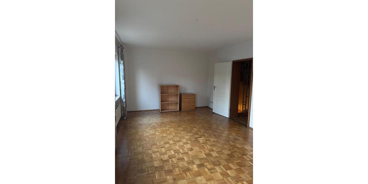 Reihenhaus Wuppertal Gemarkung Elberfeld - 7 Zimmer, 235 m&sup2;, 2.300&euro; | Angebot:24755207