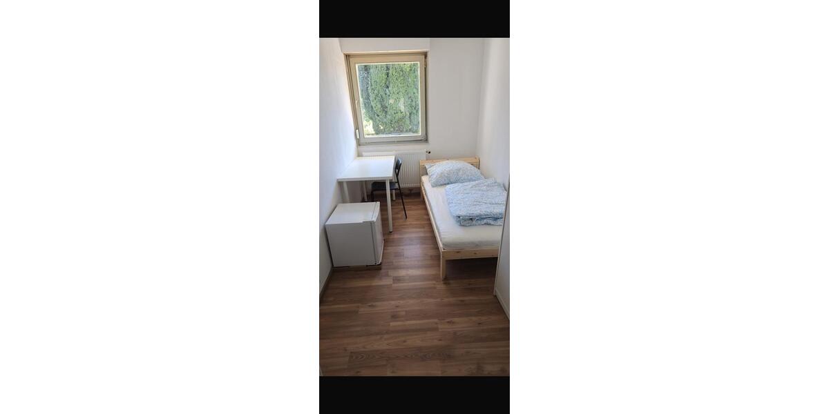 Einfamilienhaus Leverkusen Bergisch Neukirchen - 13 Zimmer, 250 m&sup2;, 5.100&euro; | Angebot:24716413