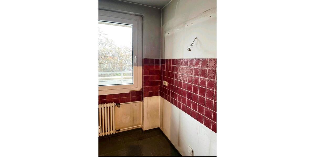 Etagenwohnung Düsseldorf Lörick - 1 Zimmer, 67 m&sup2;, 359.000&euro; | Angebot:24816187