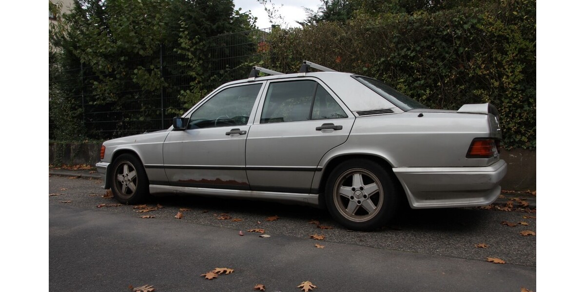 Mercedes-Benz 190 250.000 km 6.000 € Köln 50667