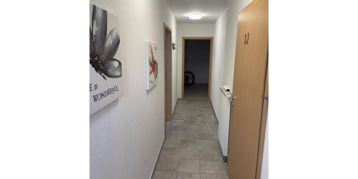 Etagenwohnung Solingen Wald - 1 Zimmer, 30 m&sup2;, 600&euro; | Angebot:27618394