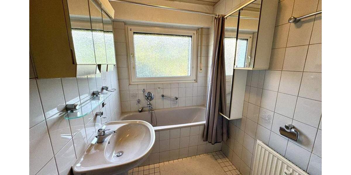 Mehrfamilienhaus, Wohnhaus Leverkusen Steinbüchel - 5 Zimmer, 159 m&sup2;, 495.000&euro; | Angebot:25844868