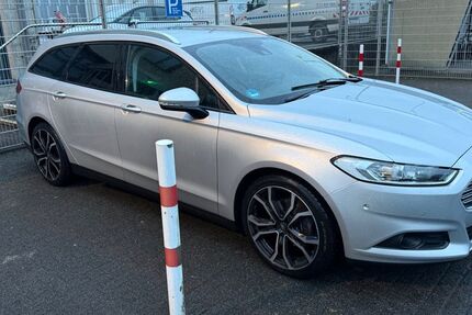 Ford Mondeo 175.000 km 8.700 &euro; Leverkusen 51371