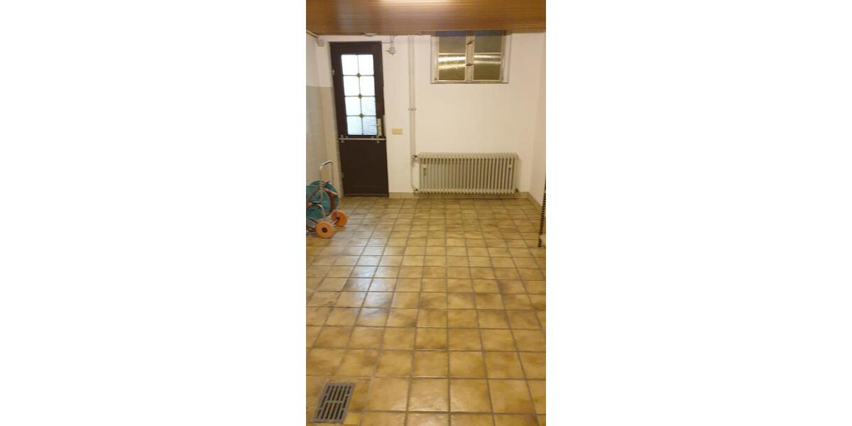 Reihenhaus Solingen - 7 Zimmer, 163 m&sup2;, 495.000&euro; | Angebot:27233569