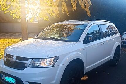Fiat Freemont 109.000 km 13.800 &euro; Köln 50999