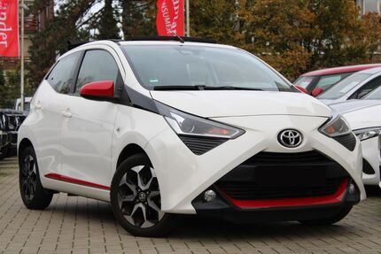 Toyota Aygo (X) 13.800 km 11.999 € Düsseldorf 40625