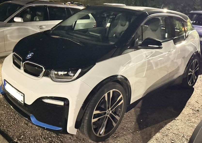 i3