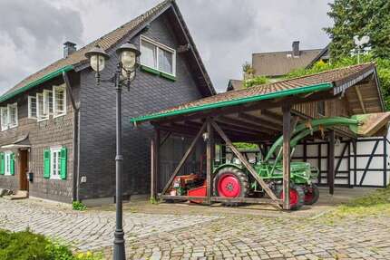 Haus zum Kaufen in Wermelskirchen 475.000 € 239 m²