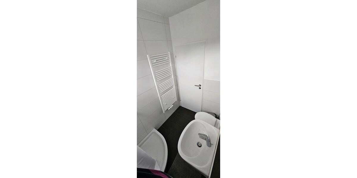 Dachgeschoßwohnung Köln Mülheim - 1 Zimmer, 30 m&sup2;, 790&euro; | Angebot:26652573