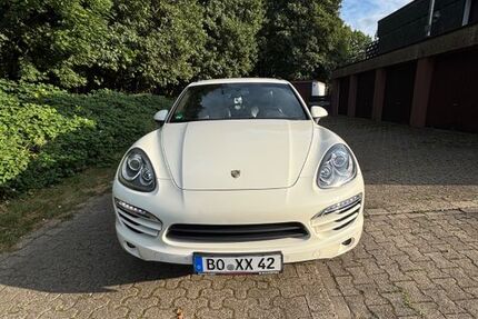 Porsche Cayenne 281.000 km 17.100 € Bochum 44879