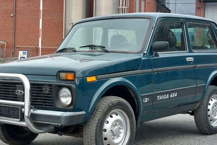 Lada Niva 38.000 km 5.890 &euro; Wuppertal 42279