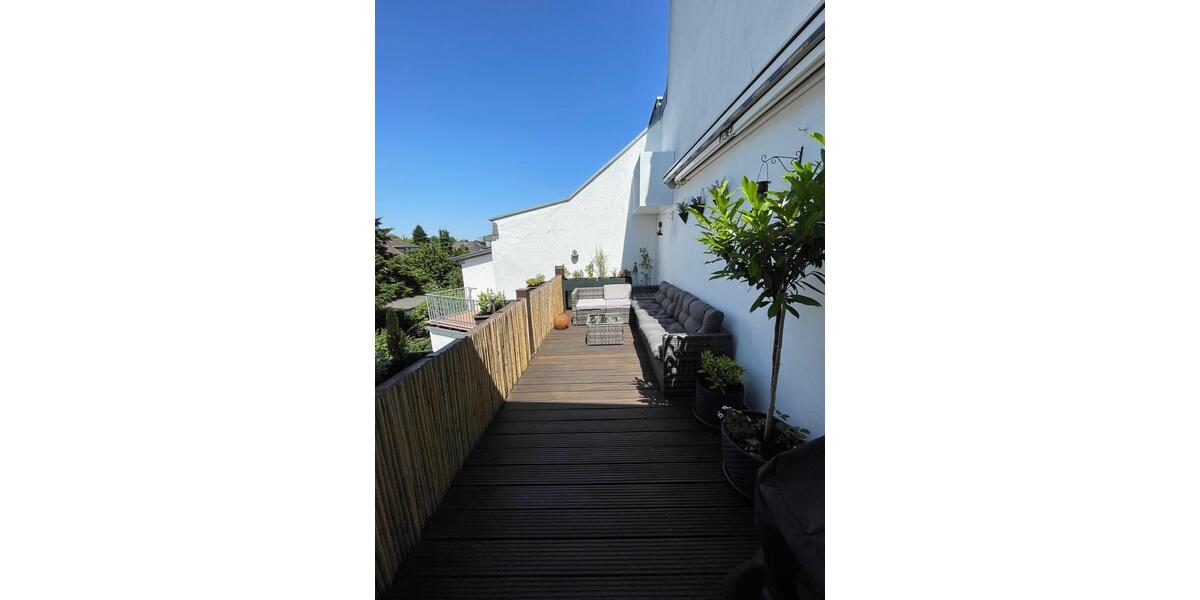 Dachgeschoßwohnung Düsseldorf Stadtbezirk 9 - 3.5 Zimmer, 91 m&sup2;, 435.000&euro; | Angebot:26889931