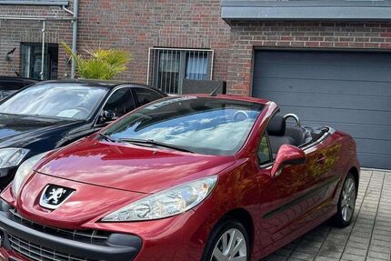 Peugeot 207 108.000 km 2.850 &euro; Solingen 42651
