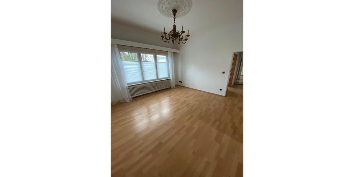 Erdgeschoßwohnung Solingen Höhscheid - 2 Zimmer, 60 m&sup2;, 600&euro; | Angebot:24603883