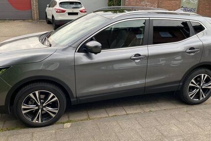Nissan Qashqai 18.000 km 18.950 &euro; Neuss 41472