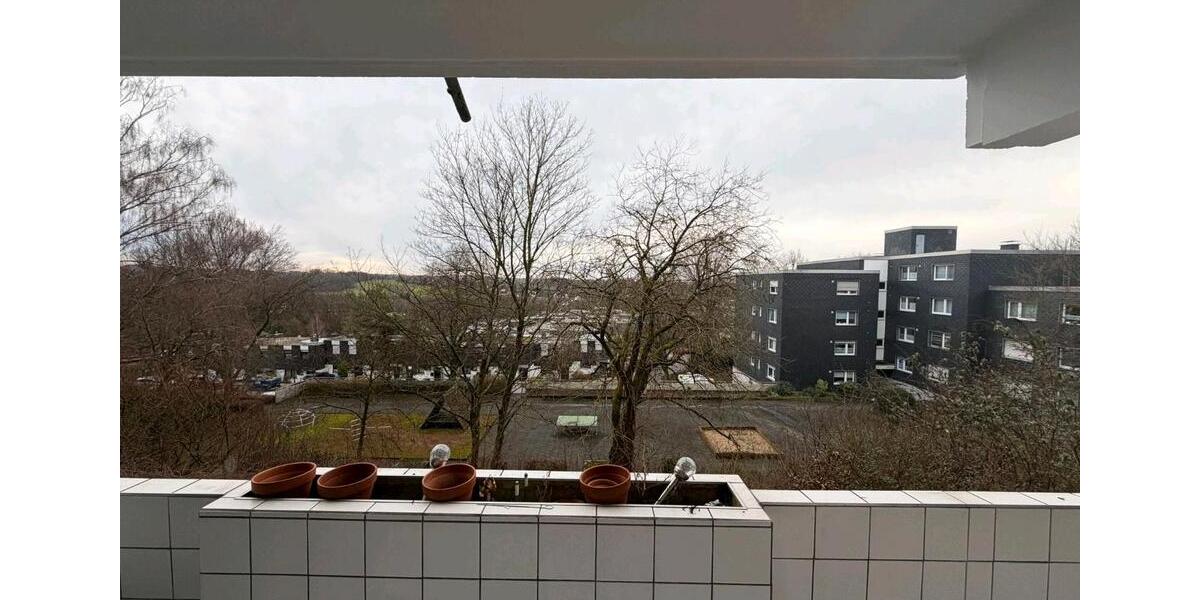 Etagenwohnung Leverkusen Bergisch Neukirchen - 4 Zimmer, 84 m&sup2;, 280.000&euro; | Angebot:24646498