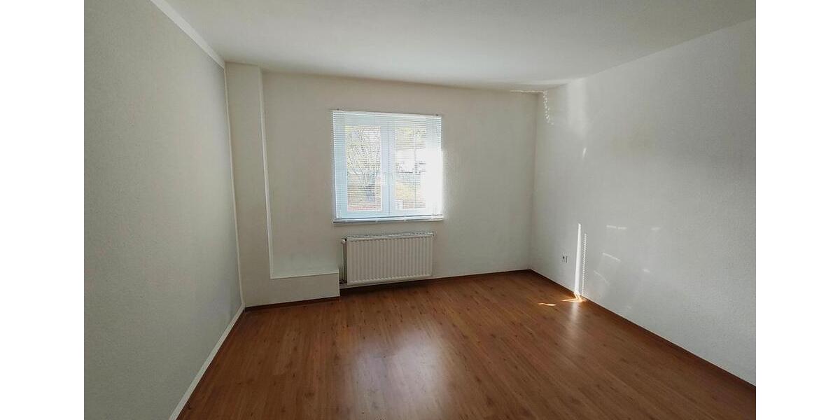 Einfamilienhaus Radevormwald - 3 Zimmer, 130 m&sup2;, 349.000&euro; | Angebot:27225895