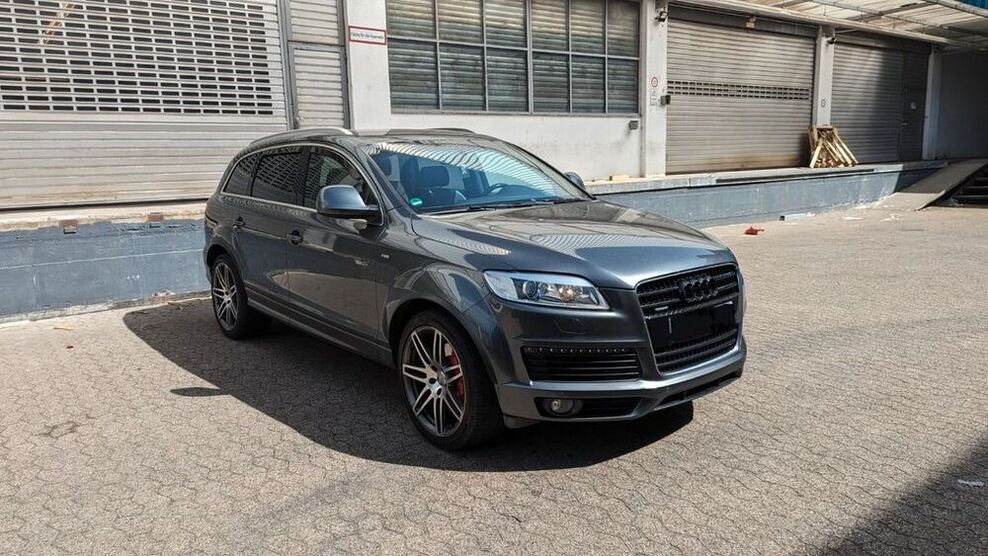 Q7