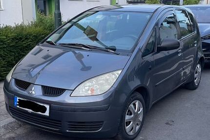 Mitsubishi Colt 305.355 km 1.050 &euro; Düsseldorf 40474
