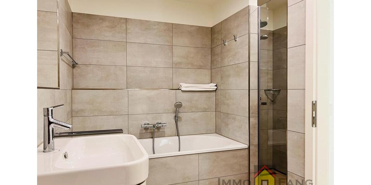 Etagenwohnung Düsseldorf Stadtbezirk 2 - 4 Zimmer, 121 m&sup2;, 2.510&euro; | Angebot:26354383