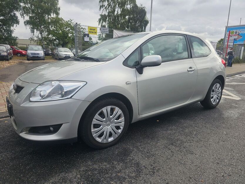Toyota Auris 29.600 km 5.850 € Köln 50739