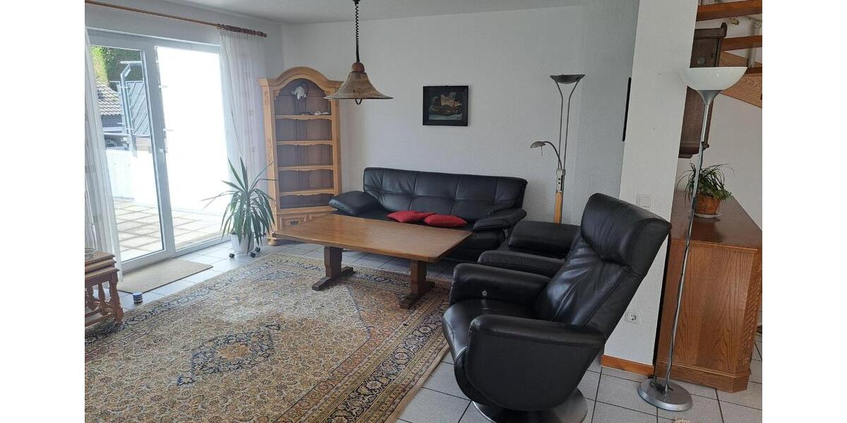 Etagenwohnung Lindlar - 3 Zimmer, 130 m&sup2;, 1.400&euro; | Angebot:25929431