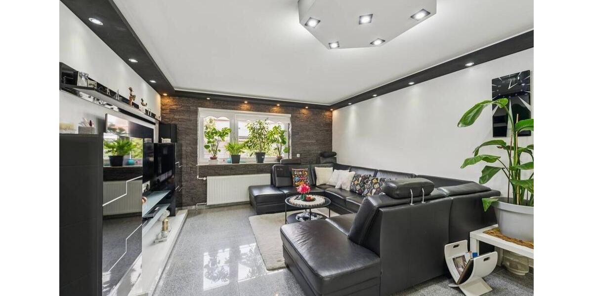 Reihenhaus Dormagen Hackenbroich - 6 Zimmer, 107 m&sup2;, 465.000&euro; | Angebot:27617885