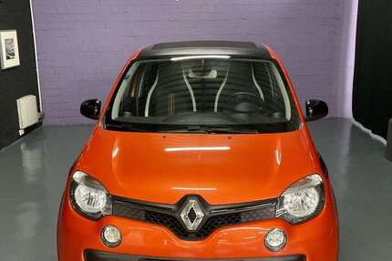 Renault Twingo 107.864 km 8.000 &euro; Düsseldorf 40476