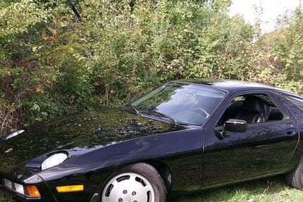 Porsche 928 170.481 km 26.900 &euro; Mettmann 40822