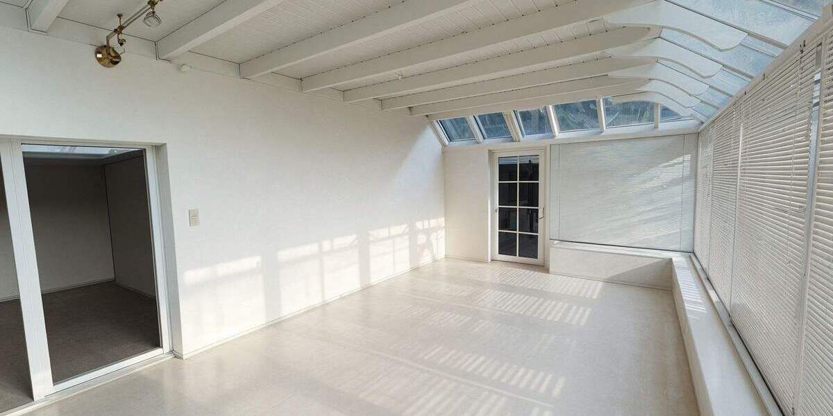 Doppelhaushälfte Wipperfürth - 6 Zimmer, 270 m&sup2;, 325.000&euro; | Angebot:24066056