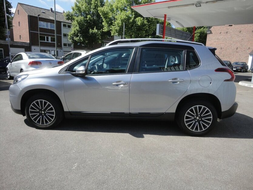 Peugeot 2008 Active 1,2 Klima SHZ PDC Allwetter 60.000 km 8.990 € Neuss 41462