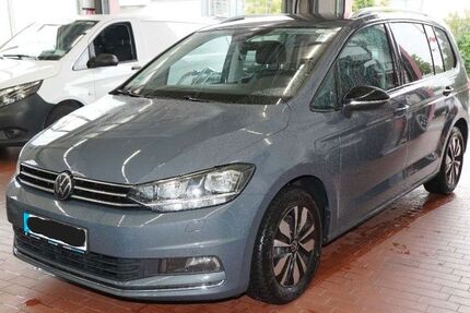 VW Touran 14.300 km 34.980 € Essen 45307
