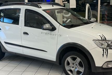 Dacia Sandero 71.408 km 8.990 € Radevormwald 42477