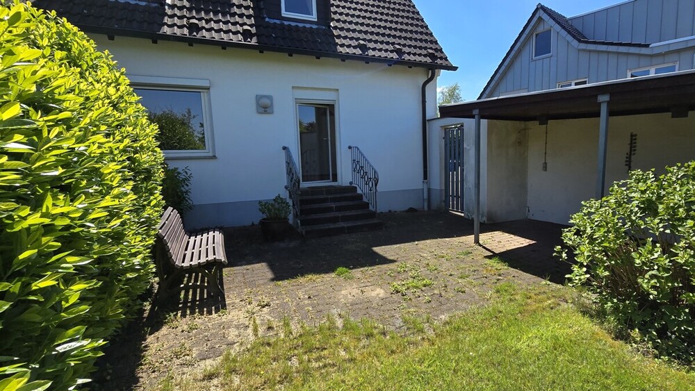 Doppelhaushälfte mit großem Grundstück und Bauplatz - Doppelhaushälfte Mettmann | Angebot:26820953
