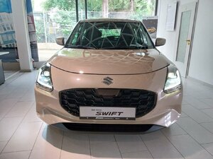 Suzuki Swift Dualjet Hybrid Comfort Kam ACC DAB+ 2.900 km 18.390 € HAAN 42781