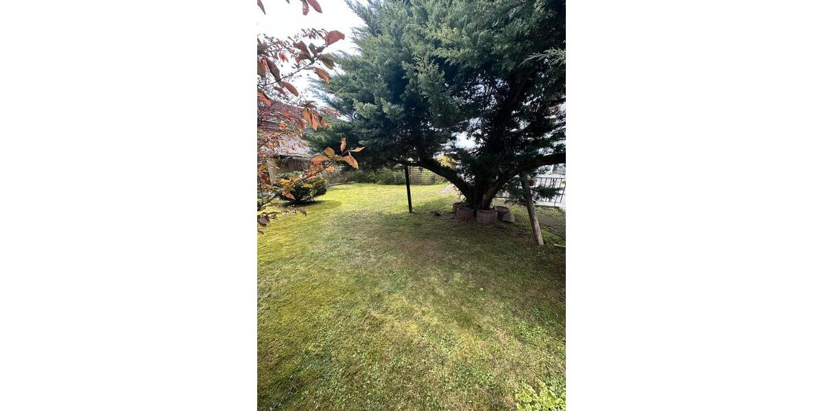 Doppelhaushälfte Düsseldorf Stadtbezirk 6 - 5 Zimmer, 154 m&sup2;, 2.600&euro; | Angebot:26051077