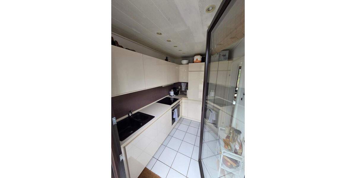 Etagenwohnung Ratingen Hösel - 3 Zimmer, 87 m&sup2;, 305.000&euro; | Angebot:25781567