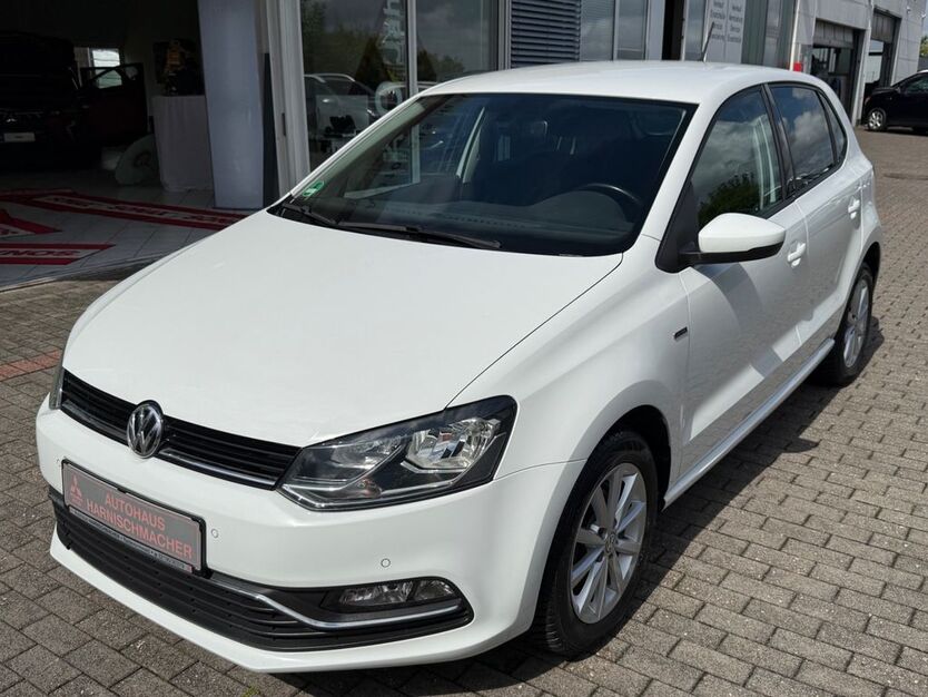 VW Polo 98.122 km 9.490 € Radevormwald 42477