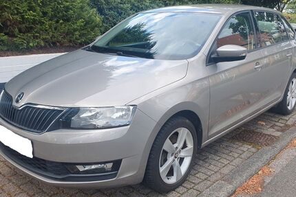 Skoda Rapid 76.423 km 9.999 € Wuppertal 42369