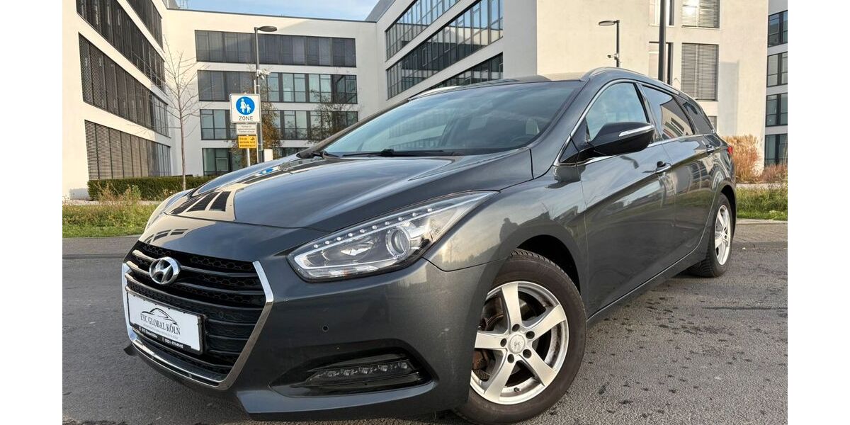 Hyundai i40 178.000 km 8.499 &euro; Köln (Ostheim) 51107