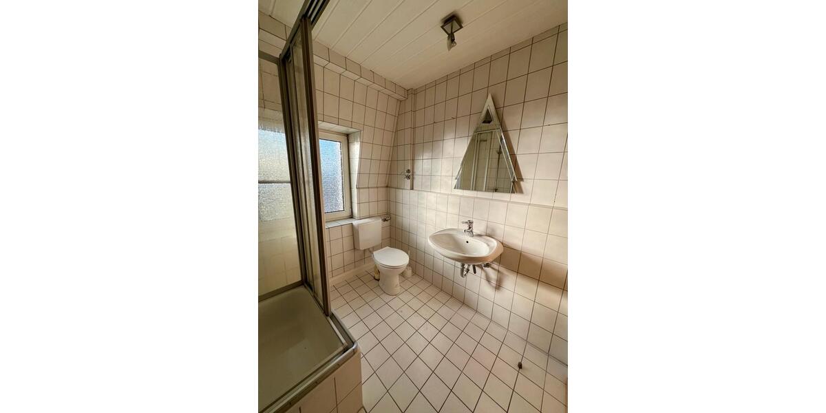 Dachgeschoßwohnung Wuppertal Gemarkung Elberfeld - 3 Zimmer, 70 m&sup2;, 610&euro; | Angebot:24842509