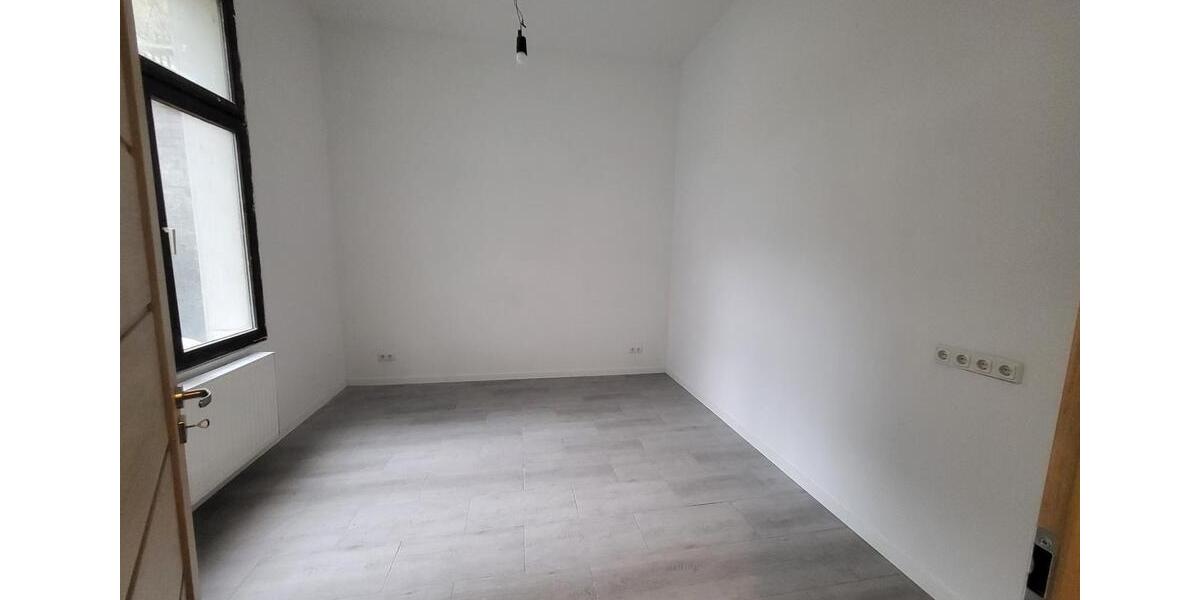 Erdgeschoßwohnung Wuppertal Arrenberg - 1 Zimmer, 20 m&sup2;, 390&euro; | Angebot:23690316