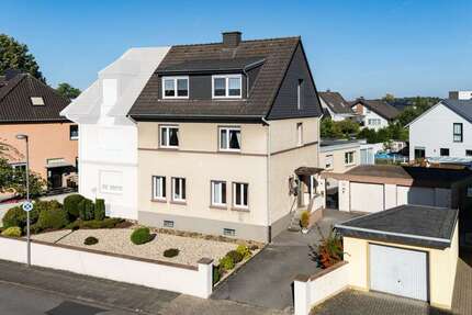 Haus Langenfeld - 7 Zimmer, 166 m&sup2;, 430.000&euro; | Angebot:24904366