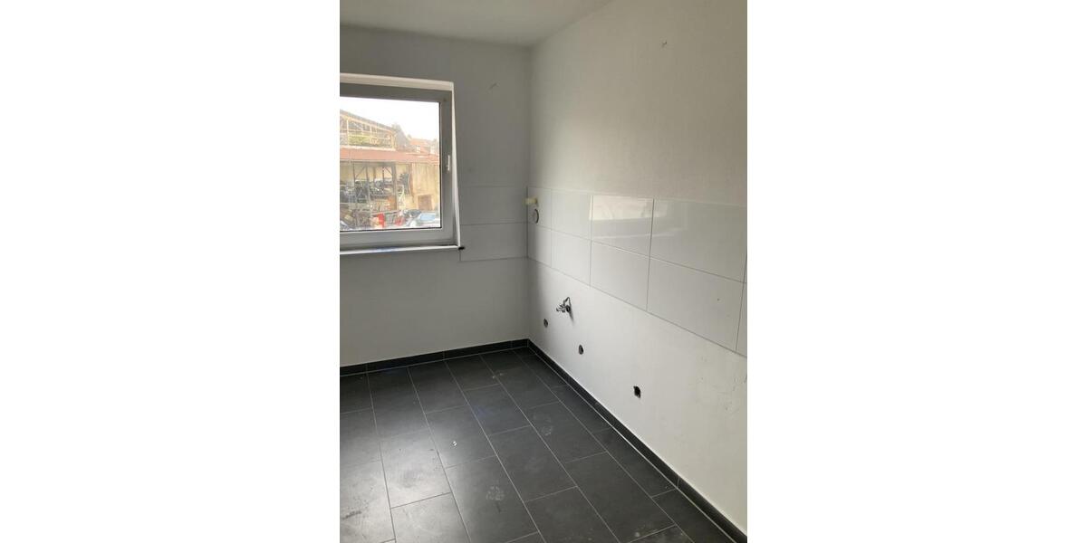 Erdgeschoßwohnung Wuppertal Barmen - 3 Zimmer, 77 m&sup2;, 659&euro; | Angebot:24878001
