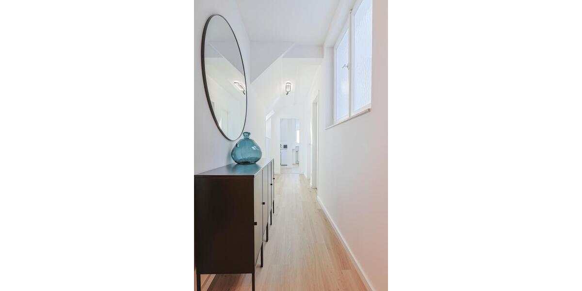 Dachgeschoßwohnung Düsseldorf Düsseltal - 4 Zimmer, 100 m&sup2;, 595.000&euro; | Angebot:24604999