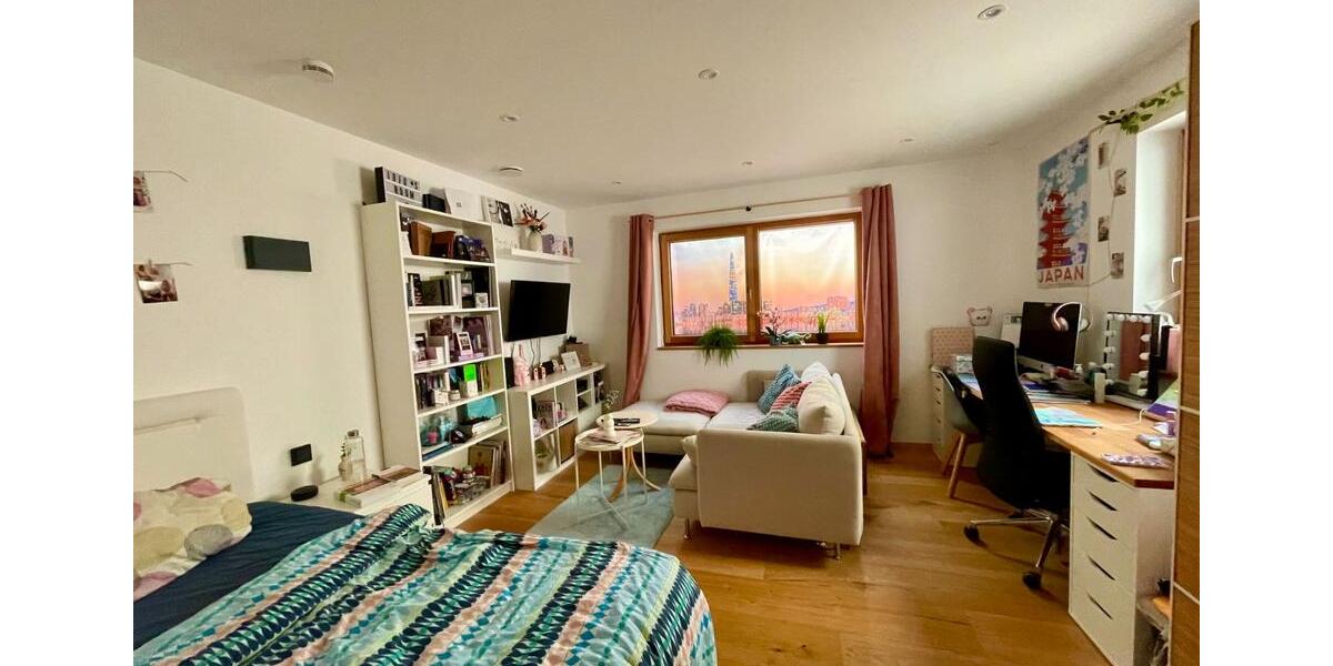 Einfamilienhaus Düsseldorf Stadtmitte - 4 Zimmer, 160 m&sup2;, 3.500&euro; | Angebot:24387574