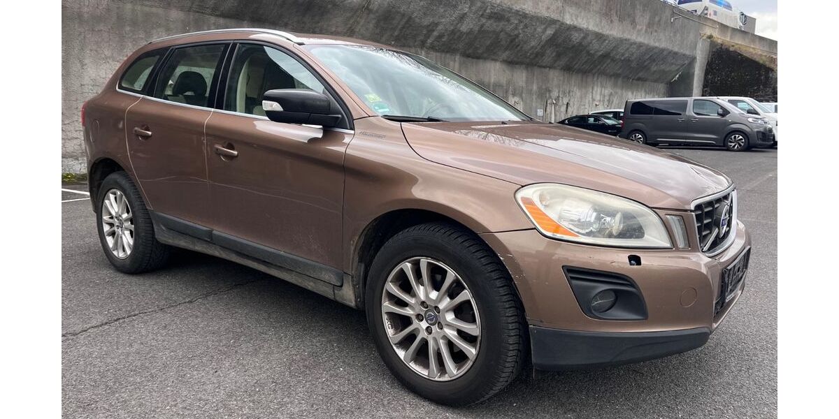 Volvo XC60 337.290 km 4.450 &euro; wuppertal 42285