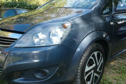 Opel Zafira 149.000 km 3.990 &euro; Hilden 40724